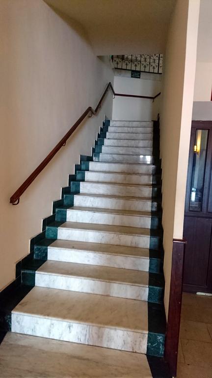Hotel Pui De Urs Bucureşti Ngoại thất bức ảnh